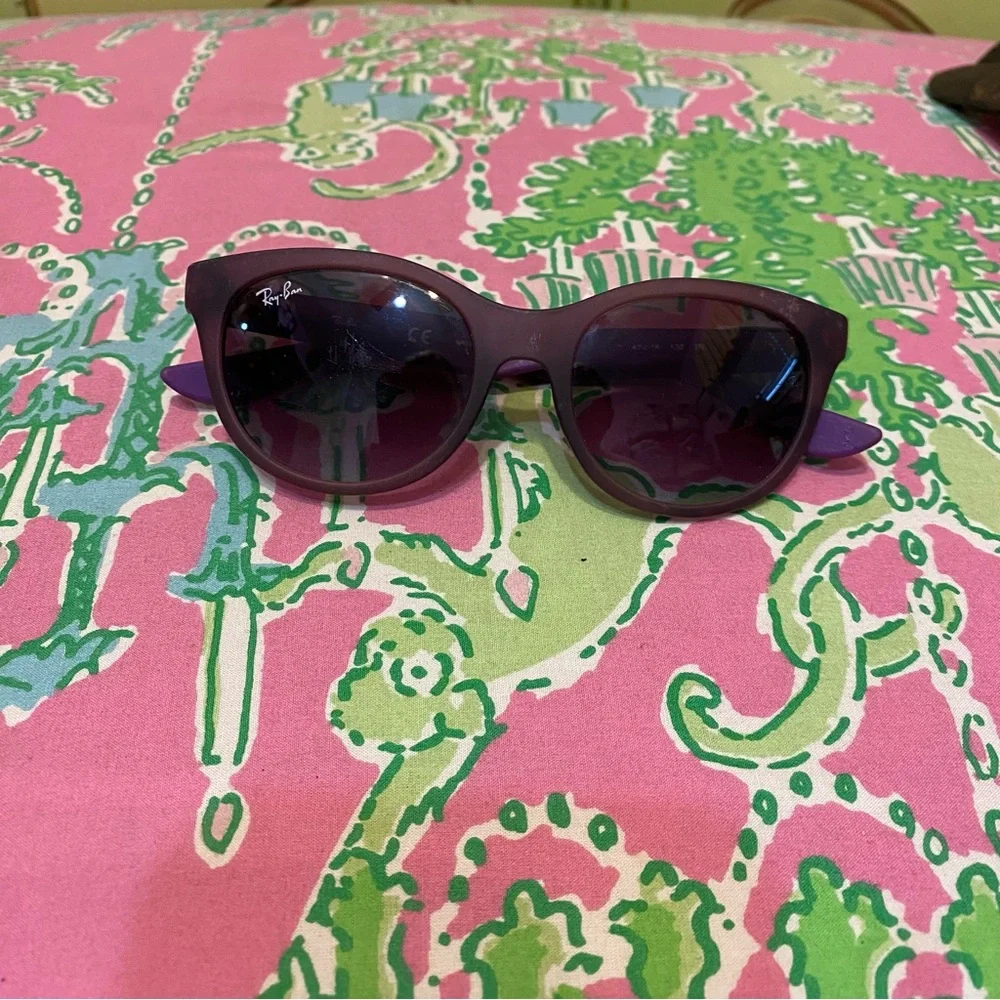 Purple Ray Ban kids Sunglasses 9068
